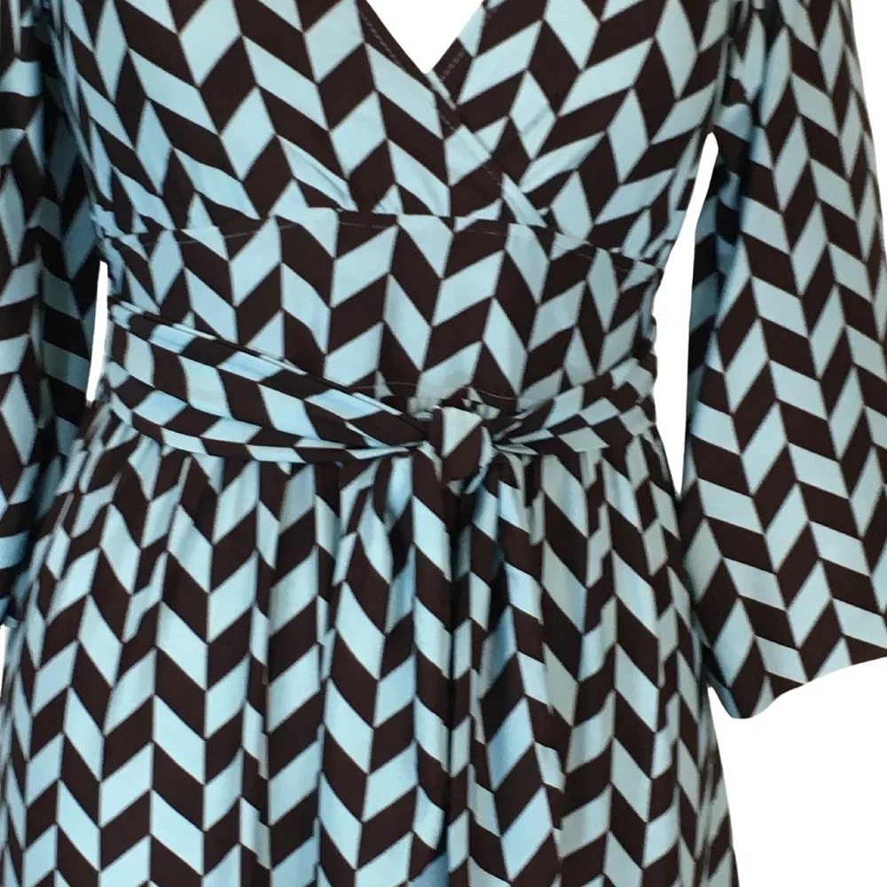 BCBGMaxAzria Blue Brown Chevron Surplice Bell Sleeves Fit n Flare Dress Medium